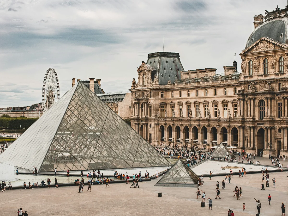 Louvre Museum