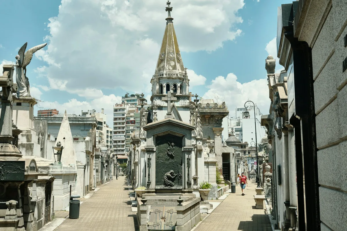 La Recoleta Cemetery