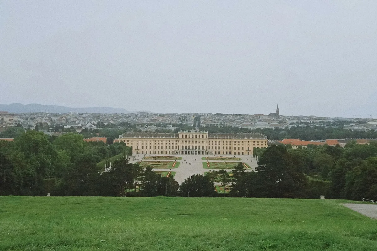 Vienna Highlights: Music, Palaces & Wine — photo 1
