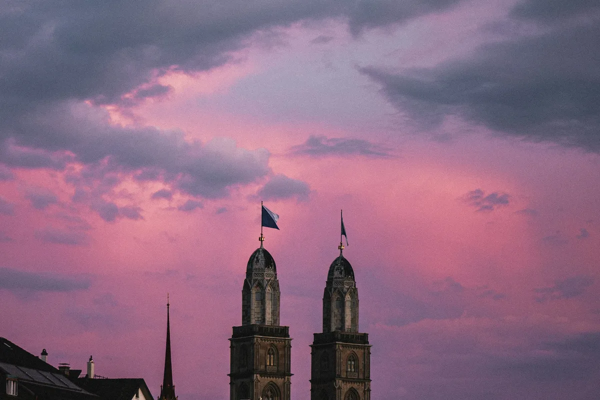 Swiss Alps & Lakes: Switzerland, Italy & Austria in 13 Days — photo 4