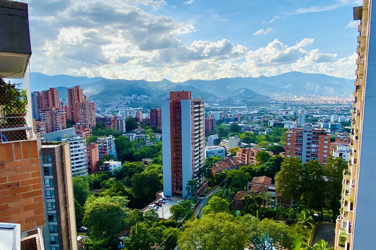 Exploring Colombia: Iconic Cities & the Coffee Region — photo 1
