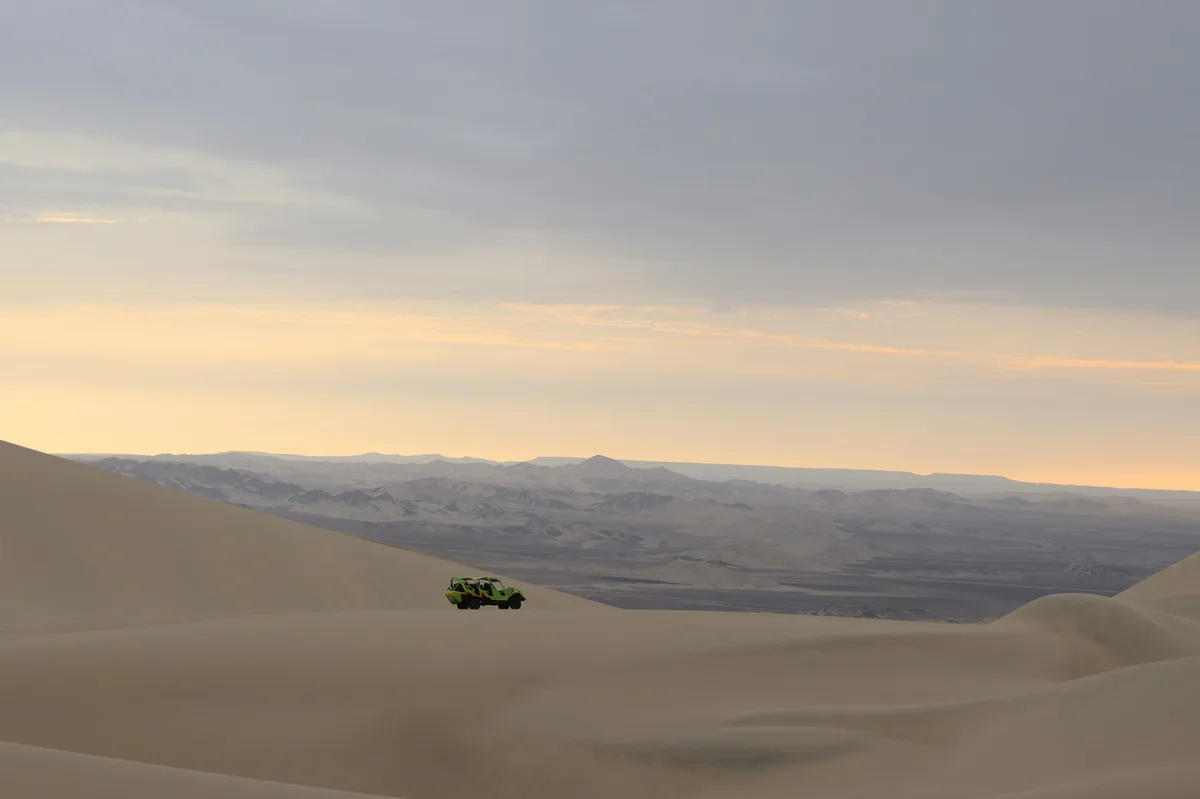 Dubai Desert Safari with BBQ Dinner — photo 1