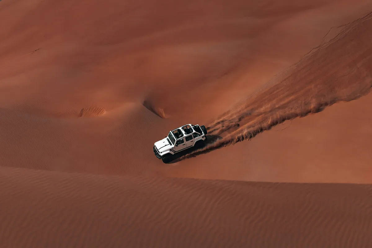 Dubai Private Luxury Desert Dinner & Stargazing — photo 2