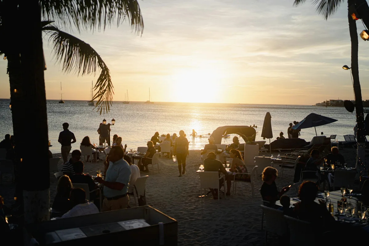 Dubai Romantic Beach Dinner — photo 3