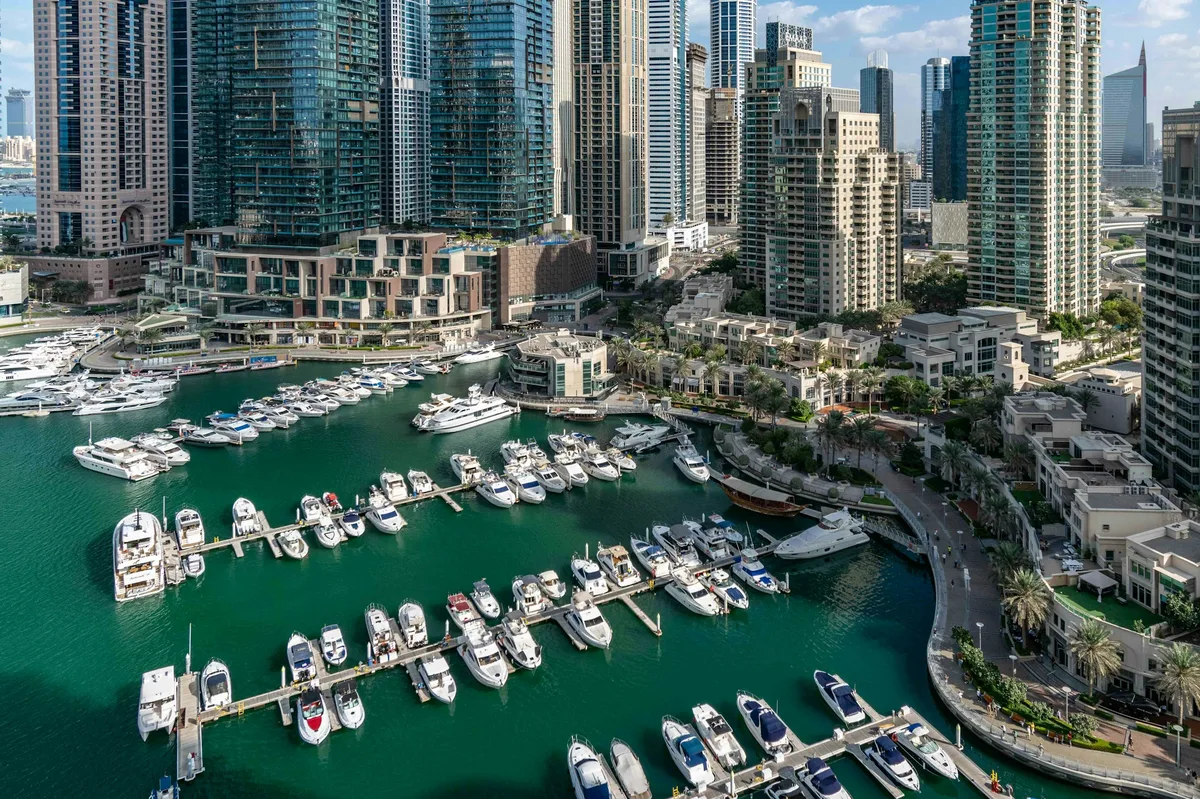 Dubai Private Yacht Experience with Refreshments — photo 5