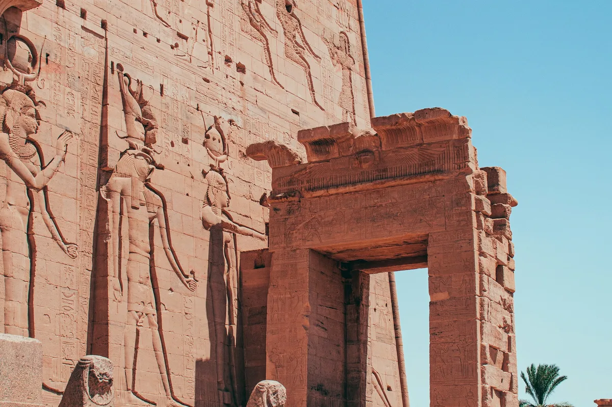 From Pyramids to Petra: The Legends of Egypt & Jordan — photo 2