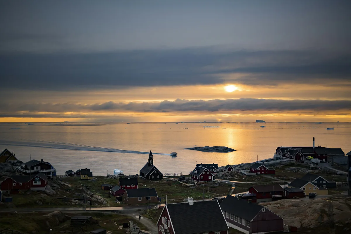 Greenland Adventure Exploring Ilulissat — photo 1