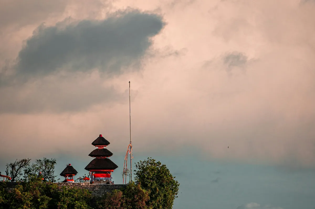 Indonesia Highlights: Bali, Java, Jungle & Islands — photo 3
