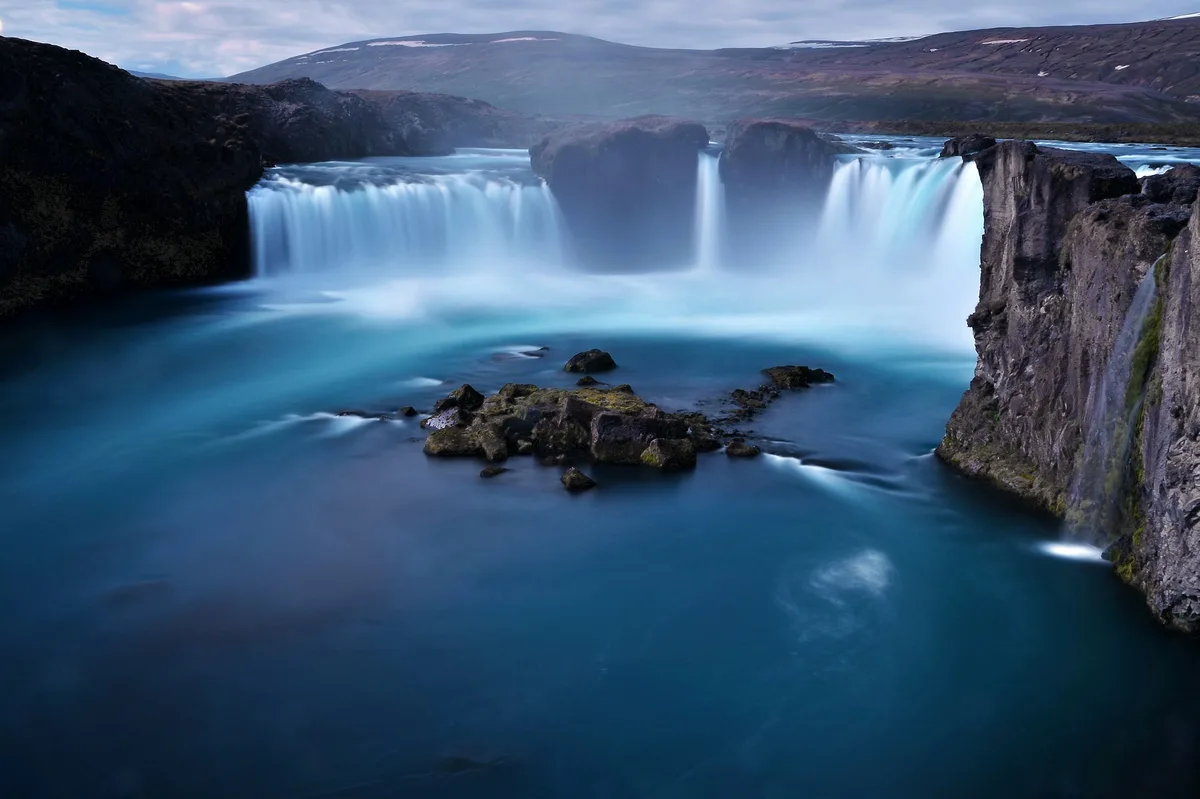Iceland in Winter: Northern Lights, Ice Caves & Volcanoes — photo 4