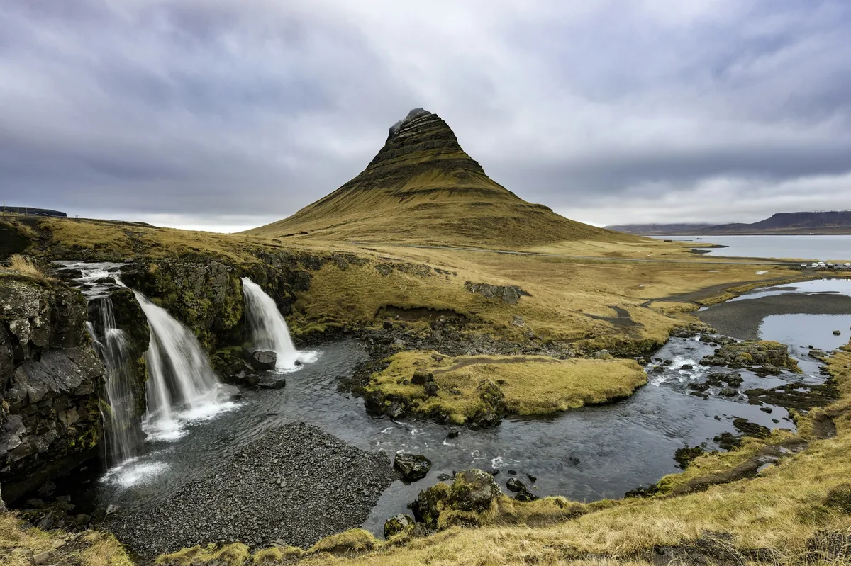 Iceland in Winter: Northern Lights, Ice Caves & Volcanoes — photo 1