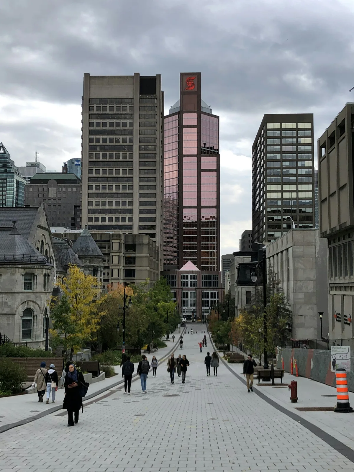 Montreal Downtown & Underground City Private Walking Tour — photo 3