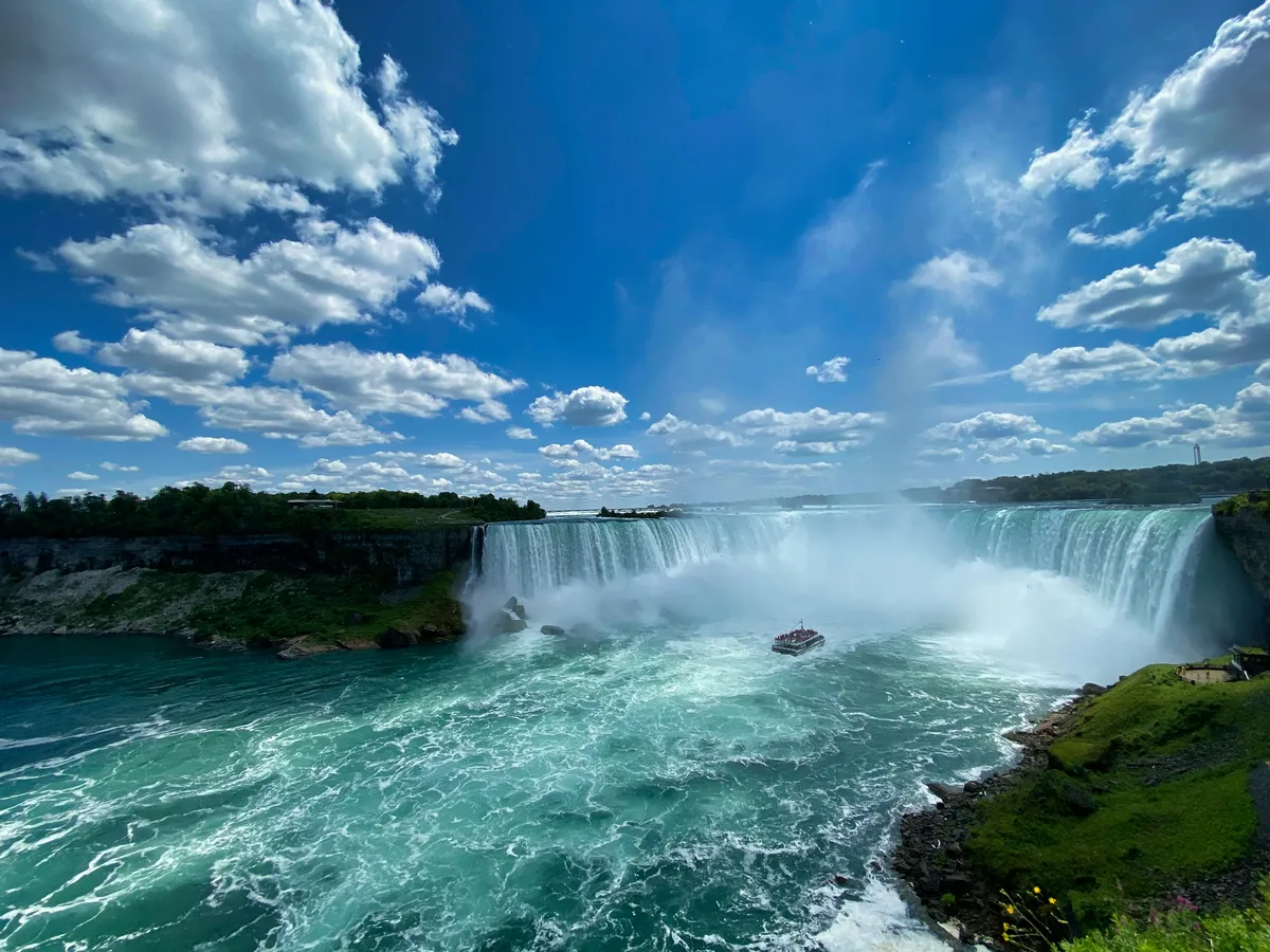 Niagara Falls USA Boat, Goat Island & Cave Private Tour — photo 2