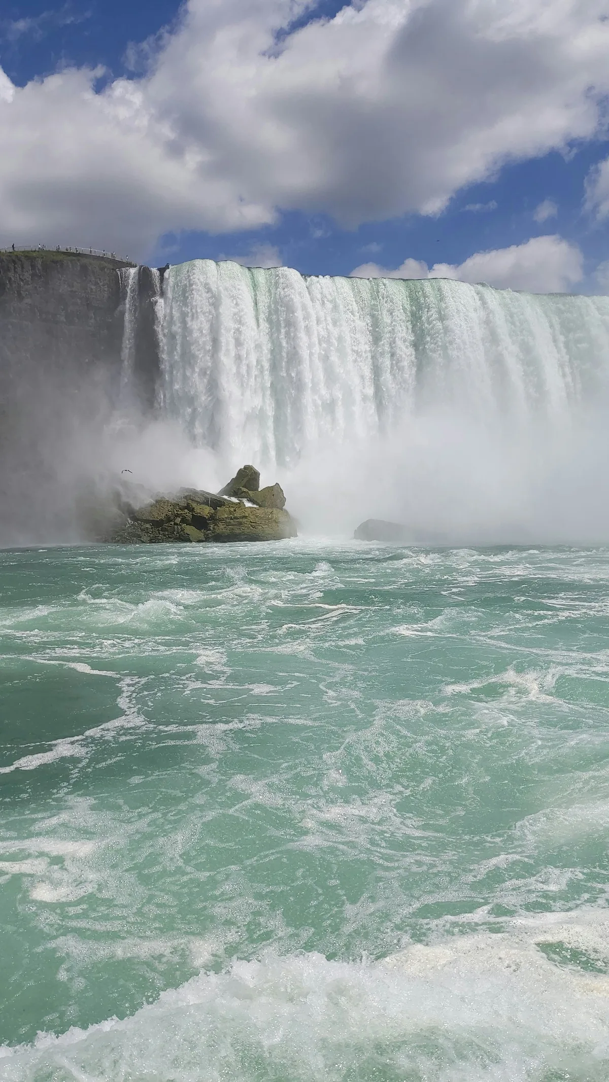 Niagara Falls USA Boat, Goat Island & Cave Private Tour — photo 3
