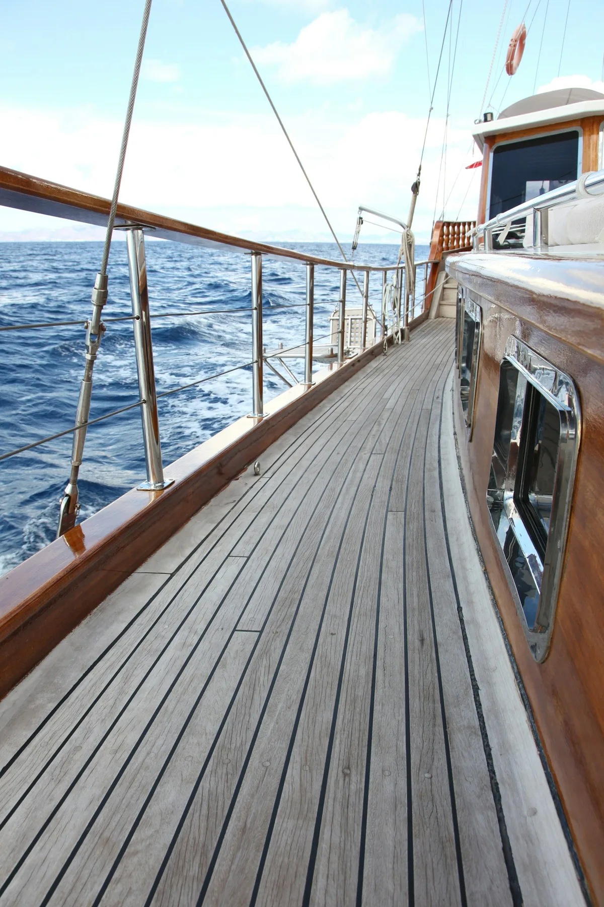 San Diego Private Sailing Tour on a Classic Wooden Ketch — photo 4