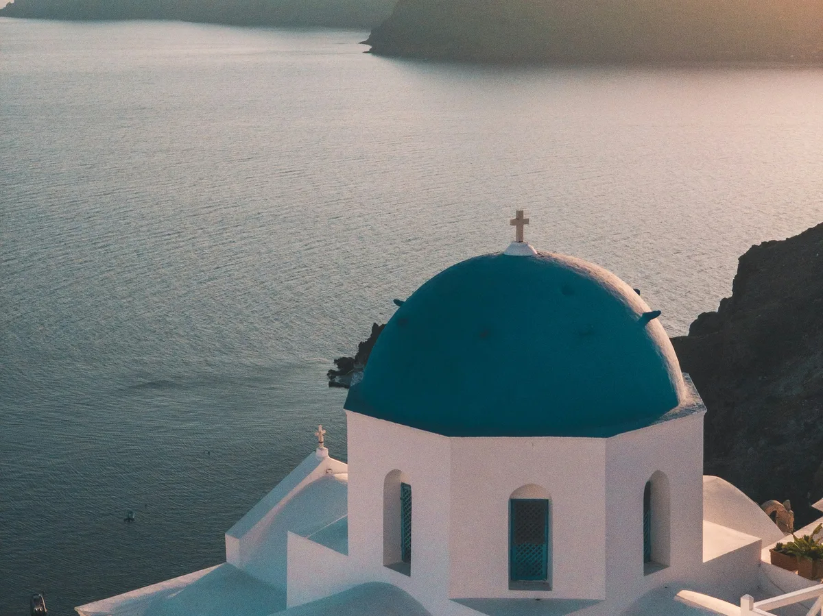 Whitewashed buildings on the caldera cliffs of Santorini, Greece
